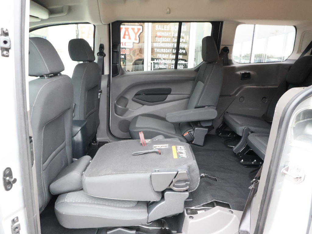 Used 2023 Ford Transit Connect XLT w/ Trailer Tow Package FWD image 23