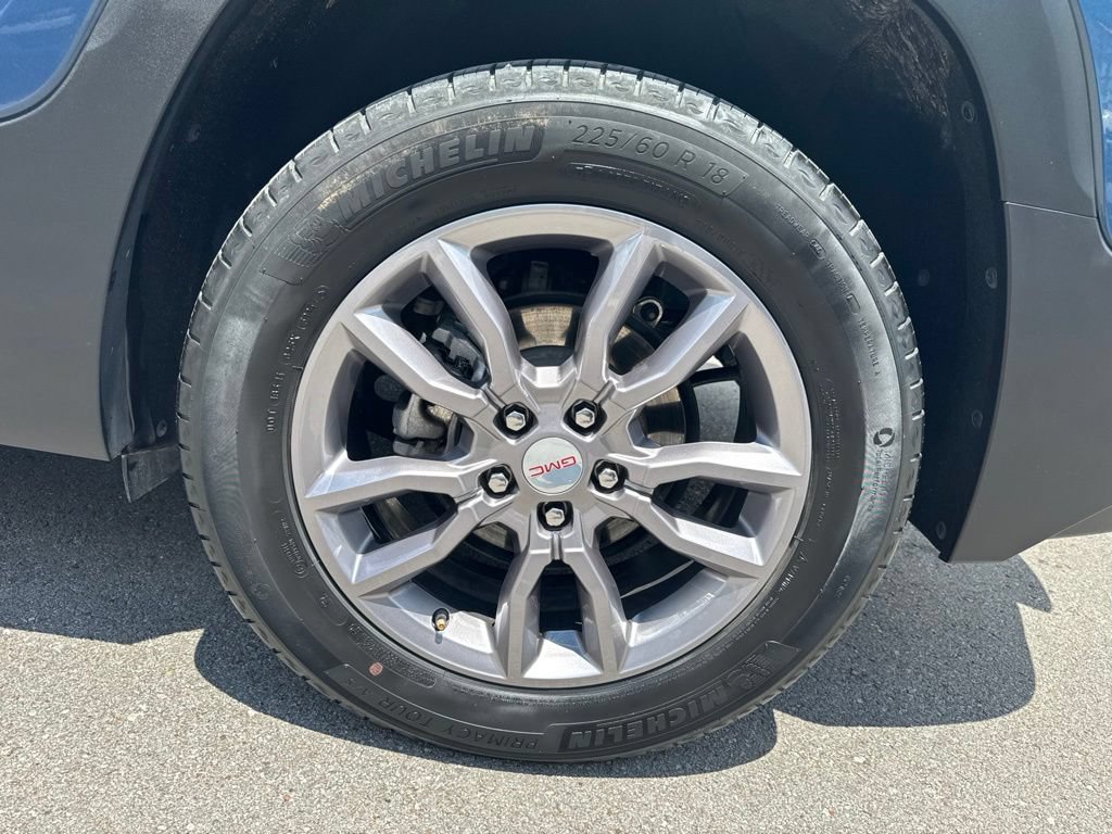 Used 2024 GMC Terrain SLT FWD image 25