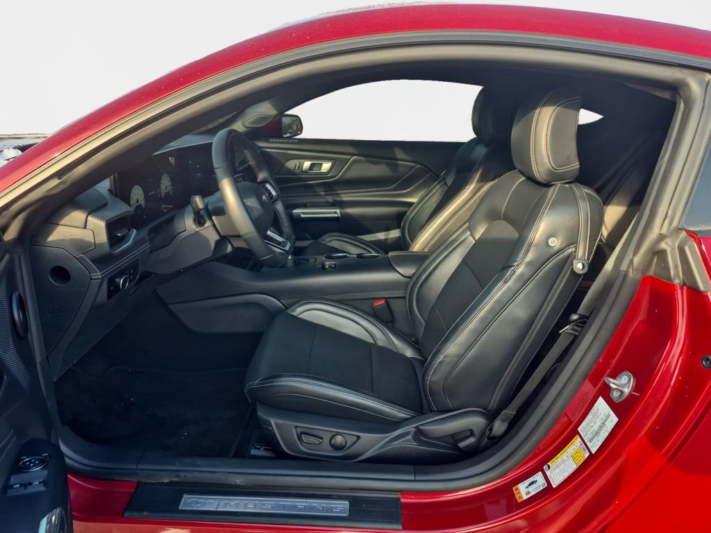 Used 2024 Ford Mustang GT Premium image 12