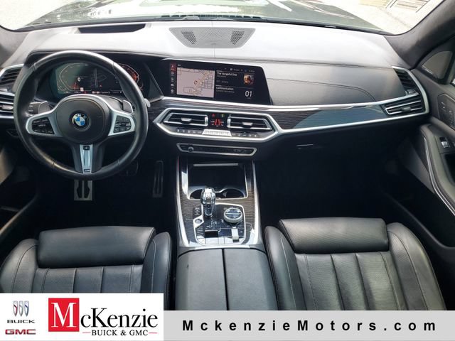 Used 2021 BMW X7 xDrive40i w/ M Sport Package AWD/4WD image 28
