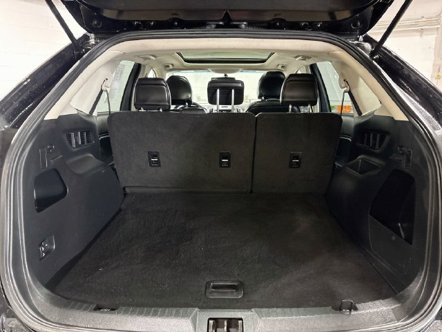 Used 2017 Ford Edge SEL w/ Equipment Group 201A AWD/4WD image 22
