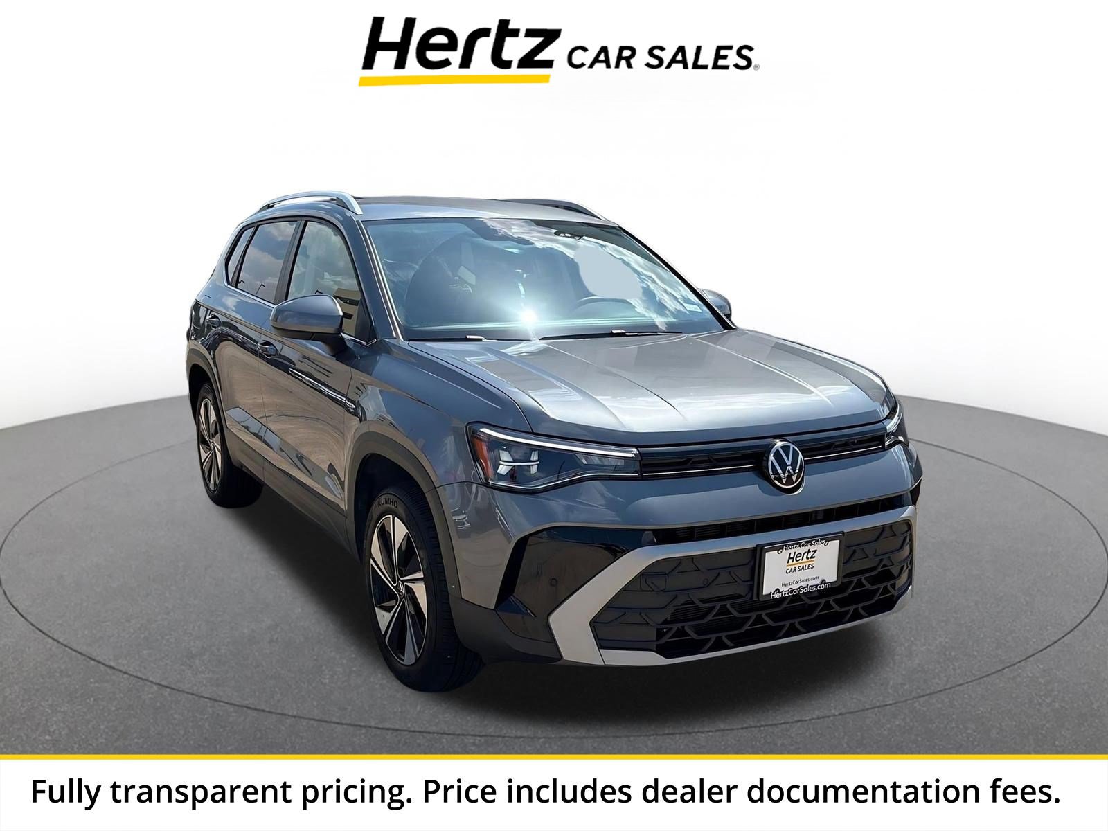 Used 2026 Volkswagen Taos SE AWD/4WD image 1