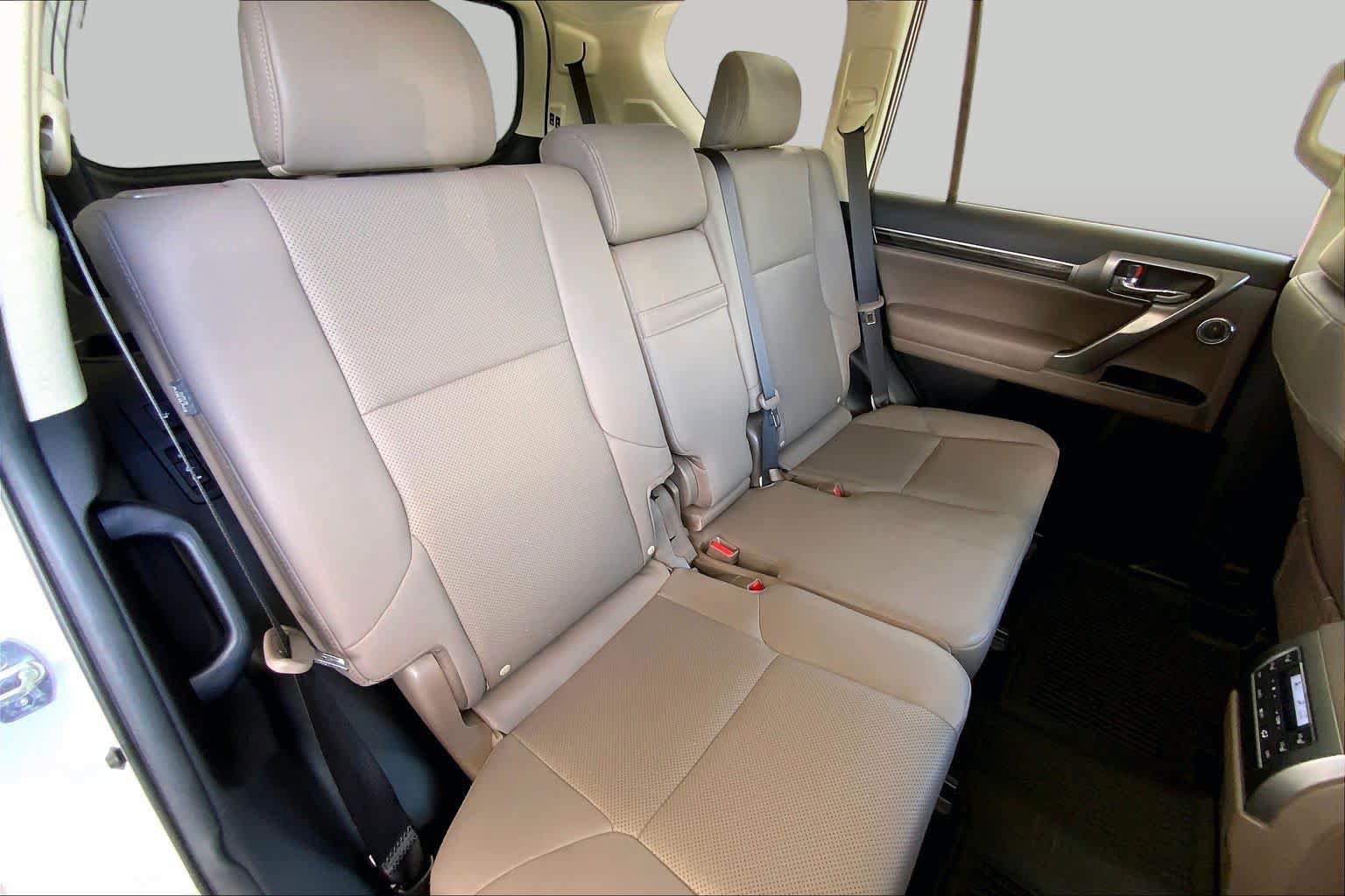 Used 2022 Lexus GX 460 Premium w/ Premium Plus Package AWD/4WD image 20