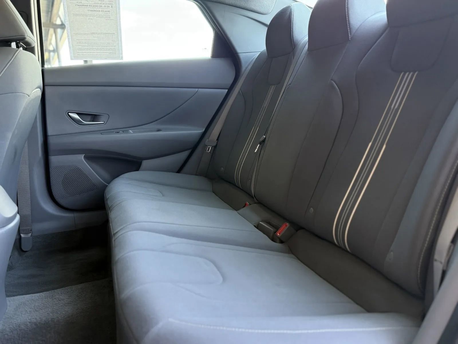 Used 2023 Hyundai Elantra SEL image 15