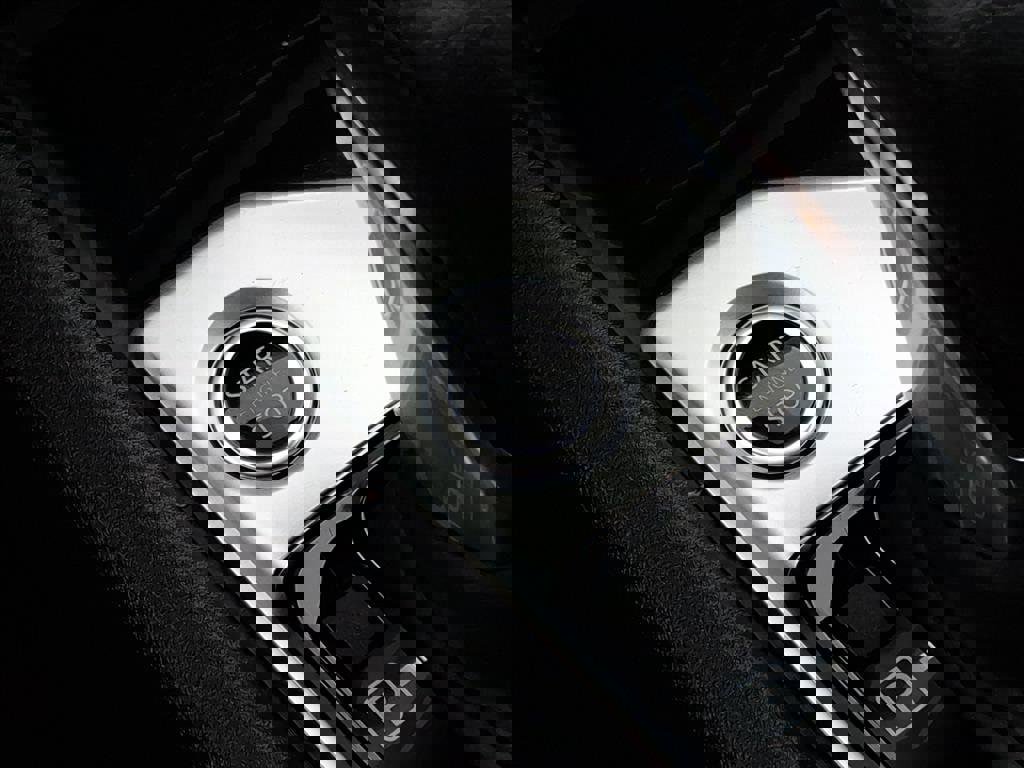 New 2025 Nissan Altima 2.5 SV w/ SV Special Edition Package image 10