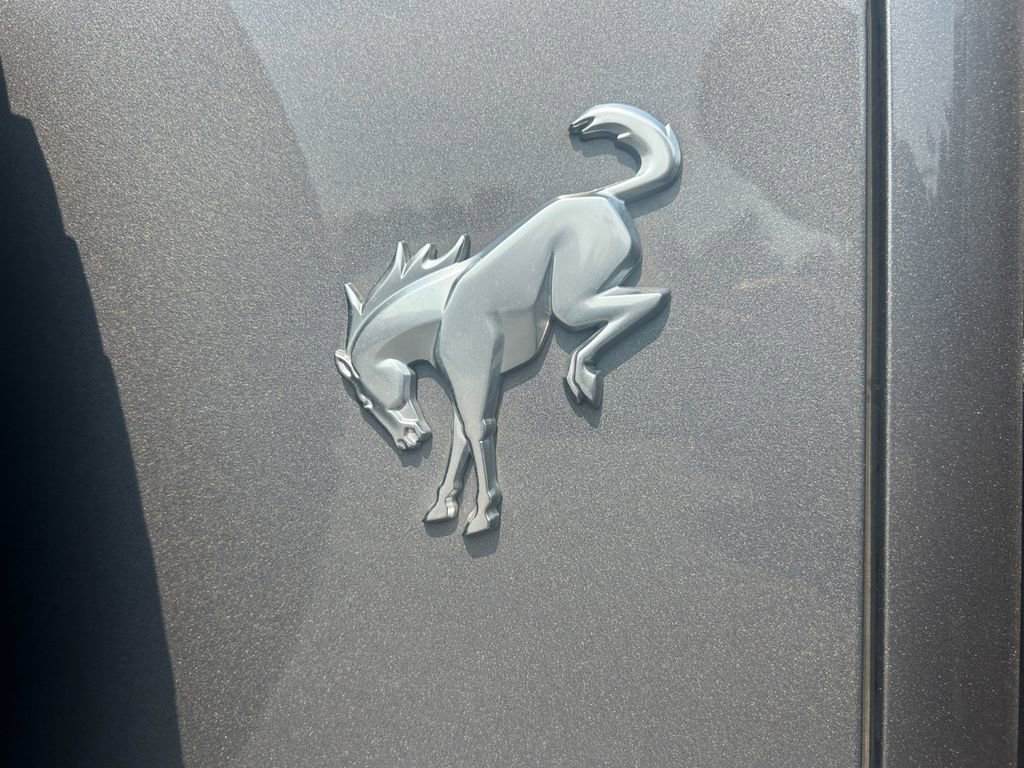 Used 2021 Ford Bronco Badlands image 32