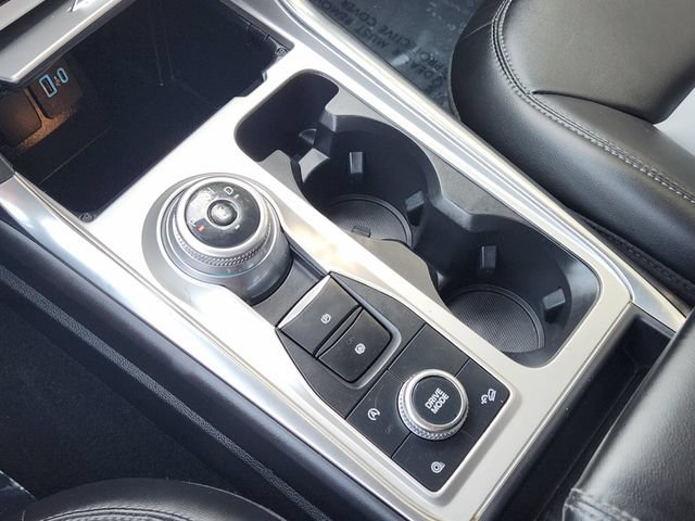 Used 2023 Ford Explorer XLT w/ Equipment Group 202A AWD/4WD image 22