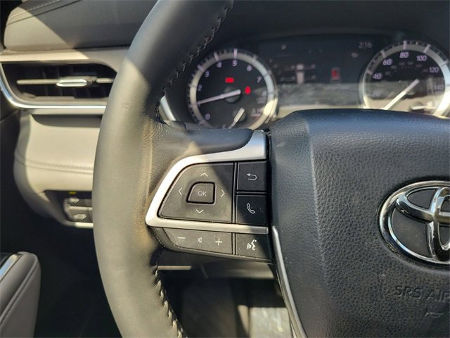 Used 2022 Toyota Highlander Limited image 15