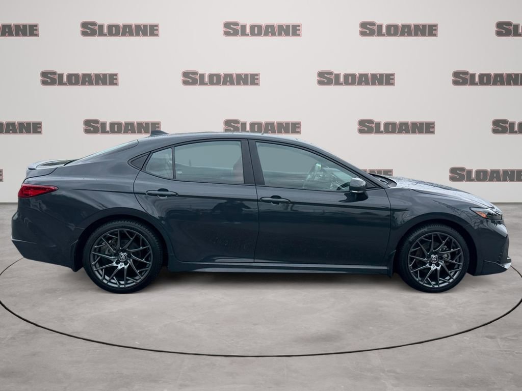Used 2025 Toyota Camry XSE AWD/4WD image 6