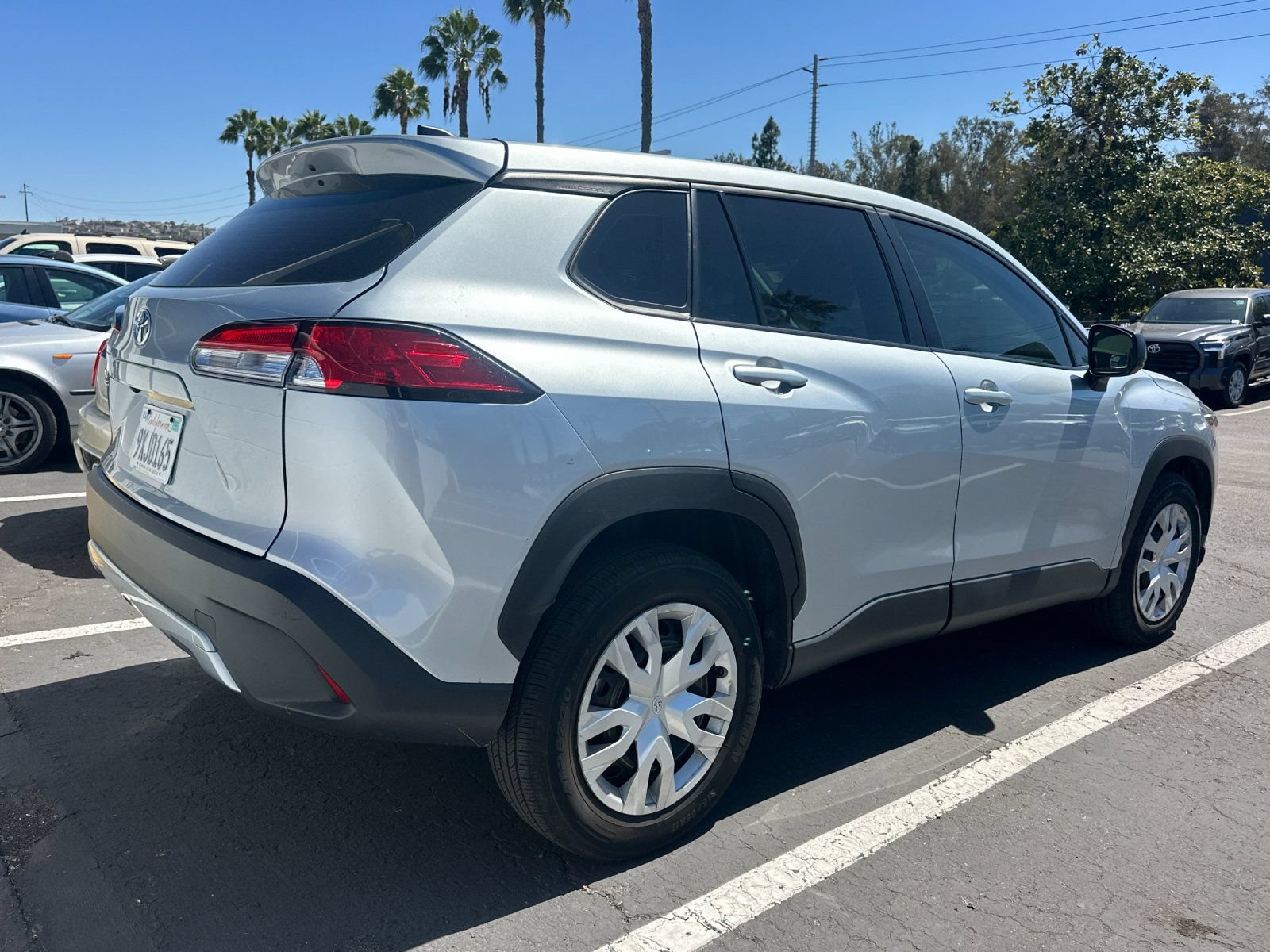 Used 2022 Toyota Corolla Cross L FWD image 3