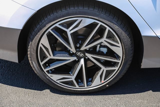 New 2025 Hyundai Ioniq 6 SEL image 11