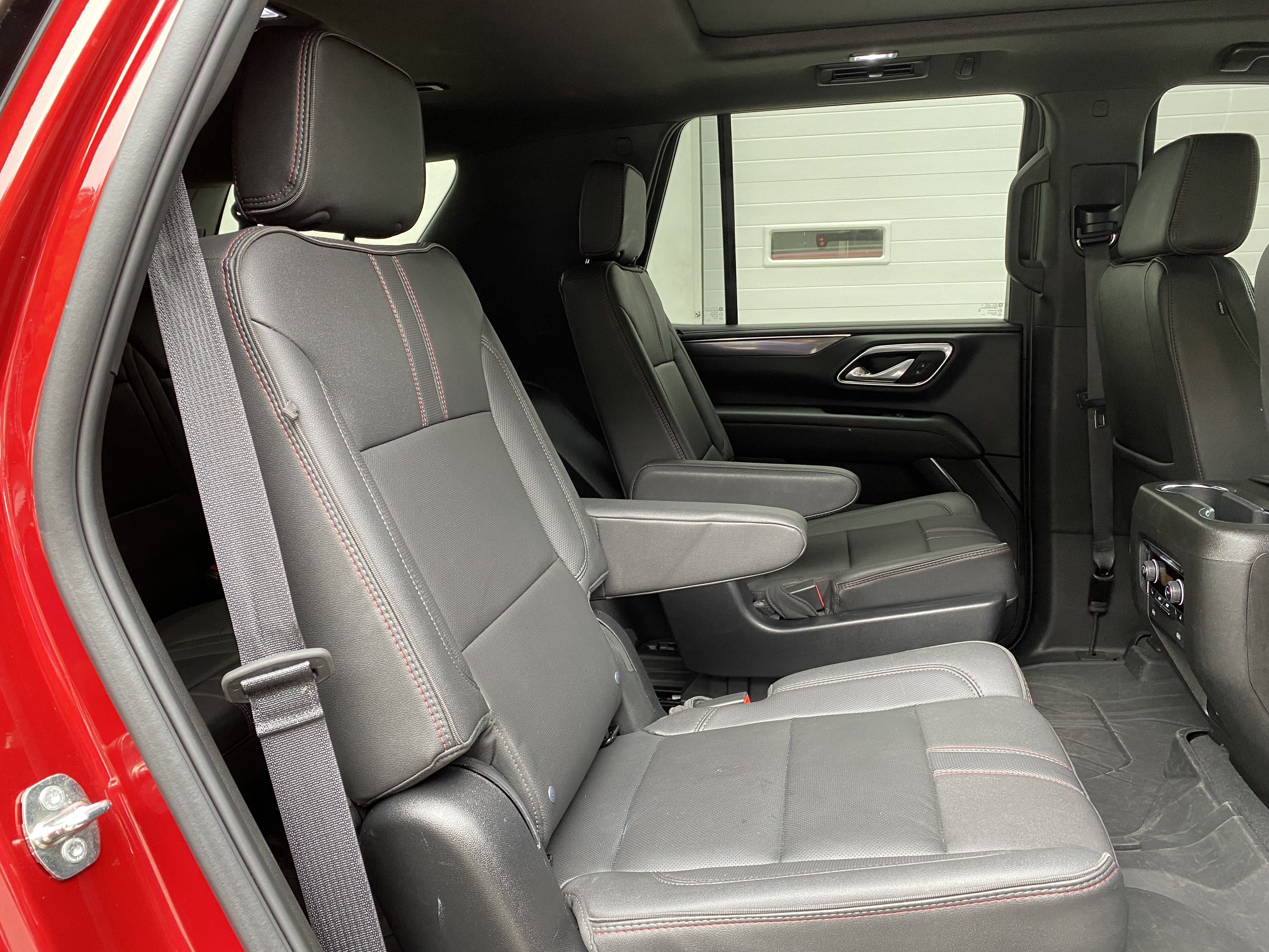 Used 2023 Chevrolet Tahoe RST w/ Luxury Package AWD/4WD image 36