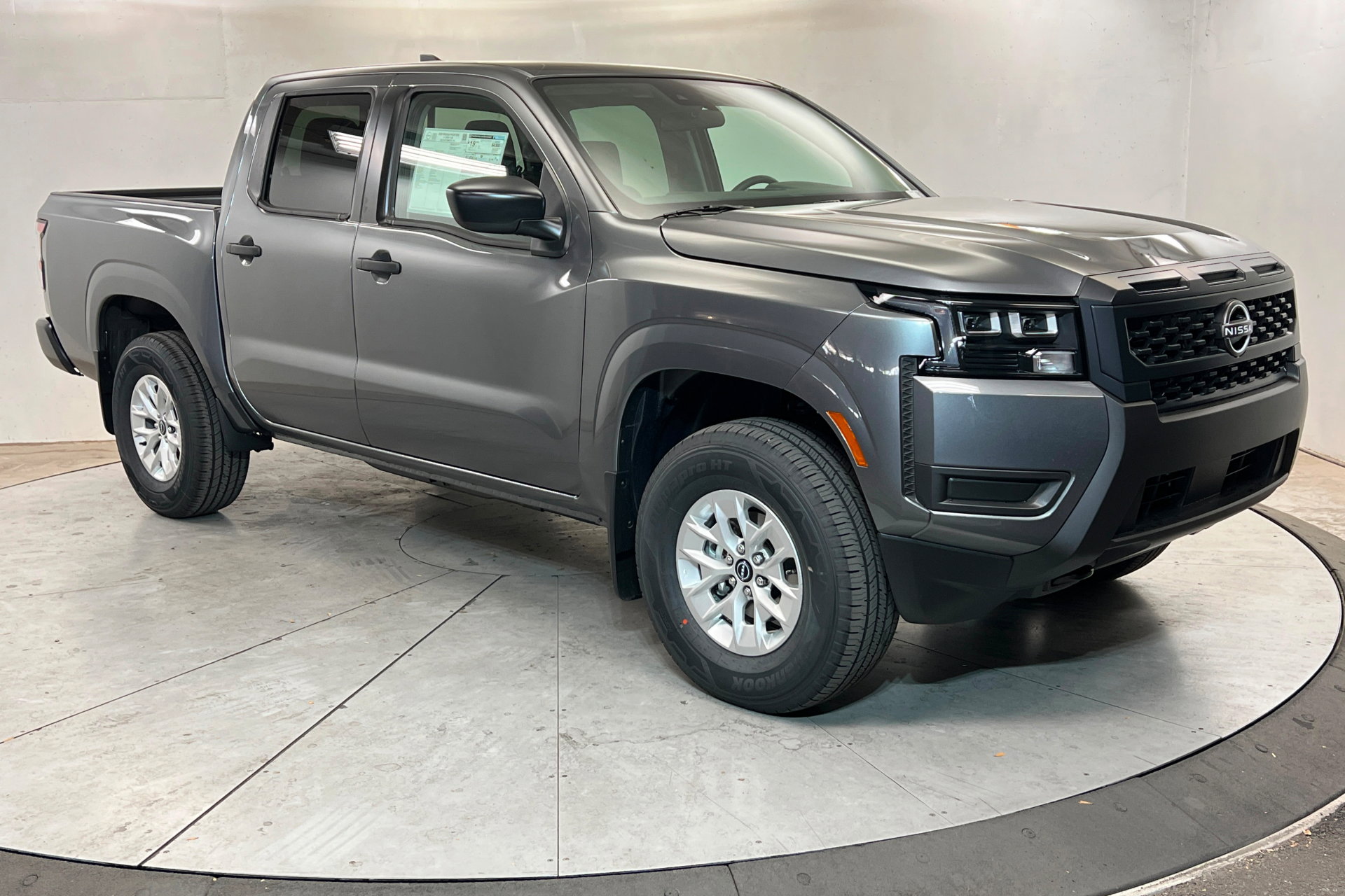 New 2026 Nissan Frontier S image 7