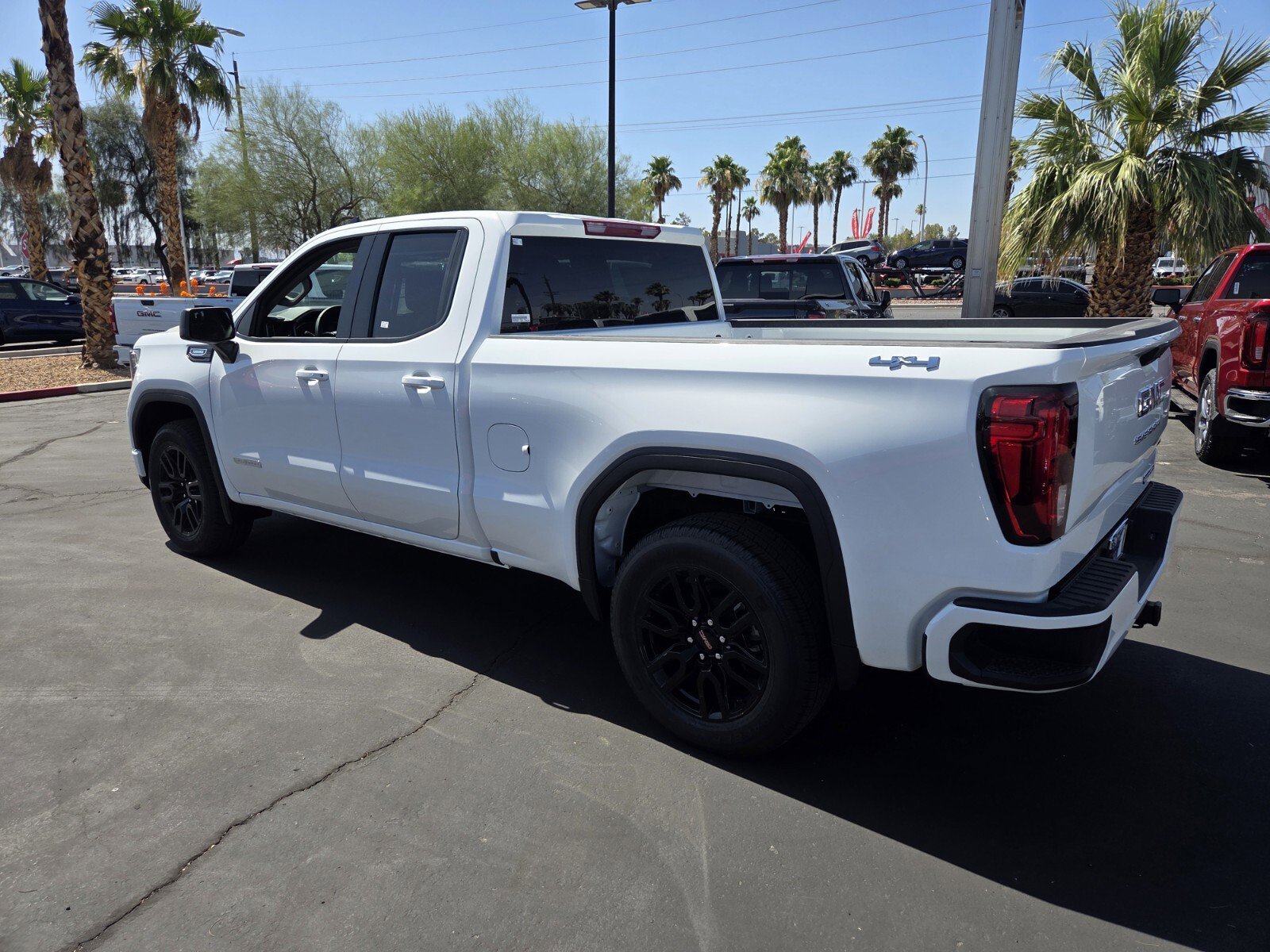 New 2025 GMC Sierra 1500 Elevation image 3