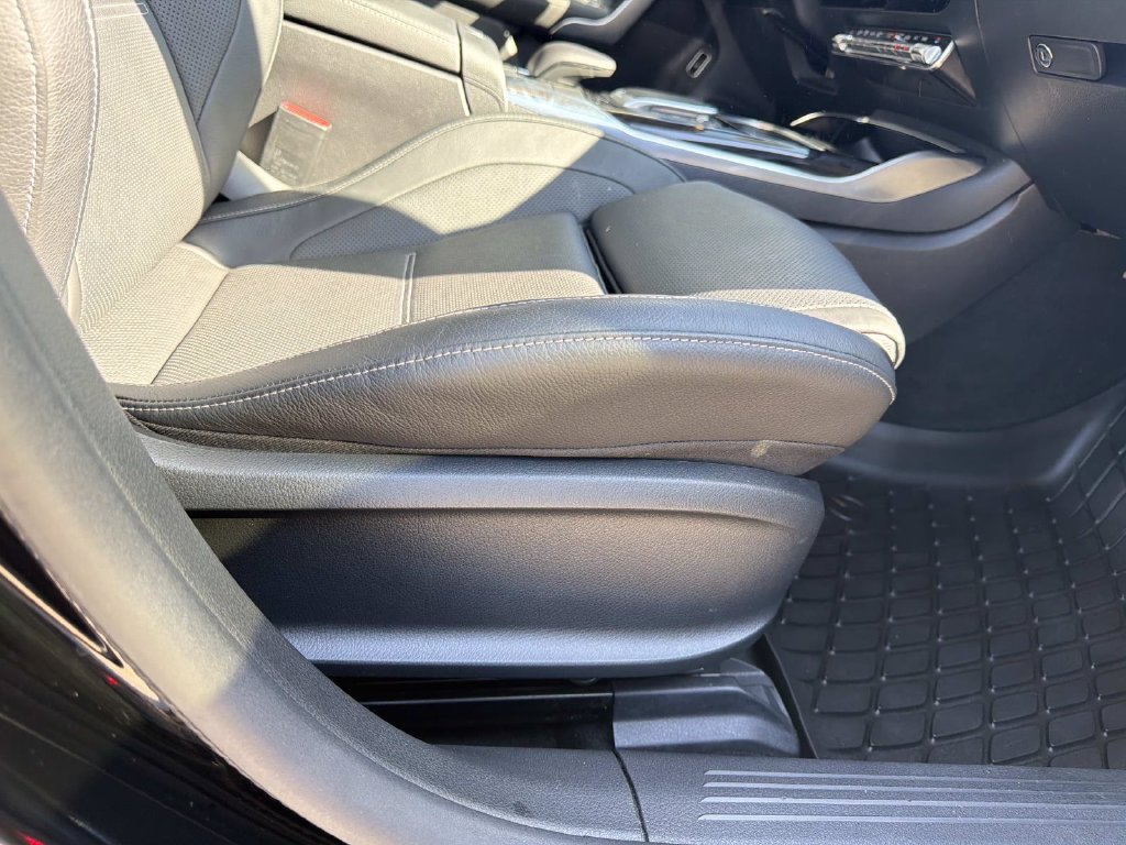 Used 2022 Mercedes-Benz CLA 35 AMG 4MATIC image 12