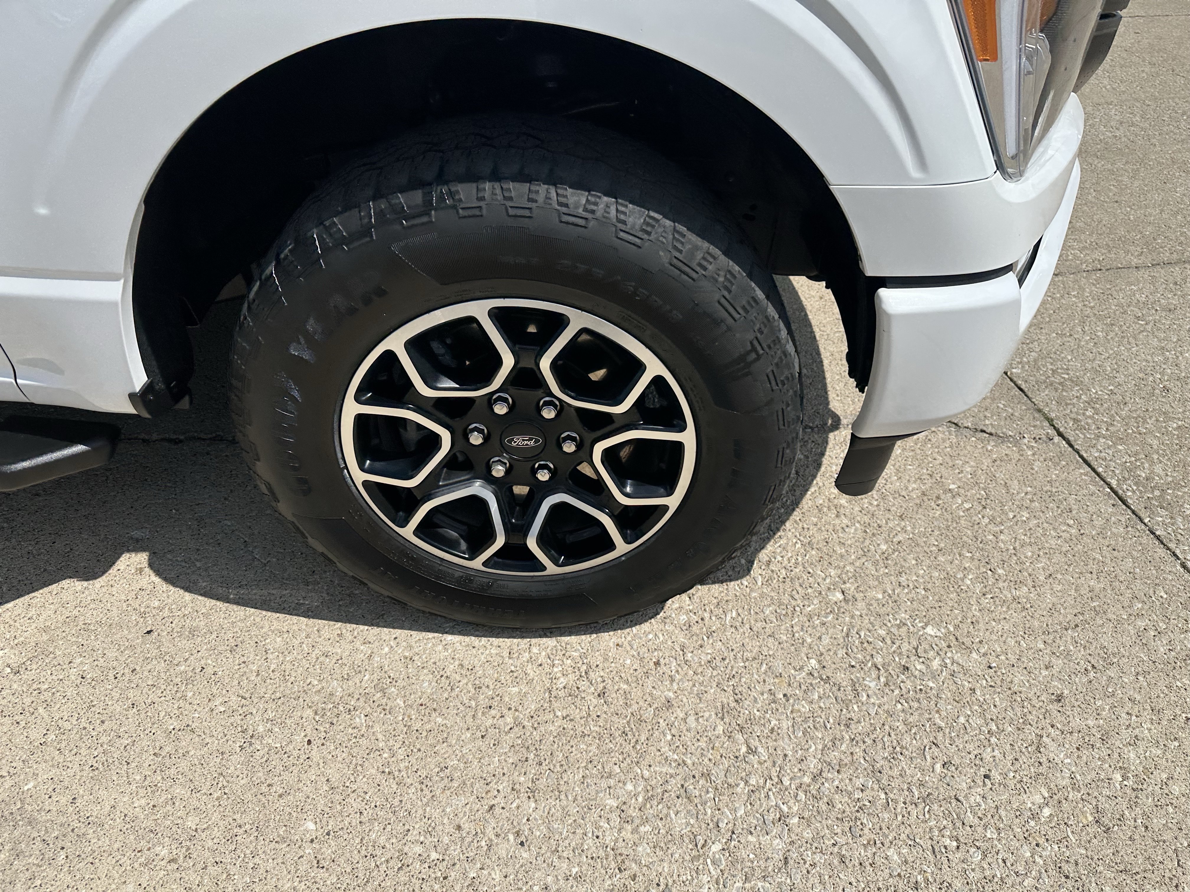 Used 2023 Ford F150 XLT w/ Equipment Group 302A High AWD/4WD image 2