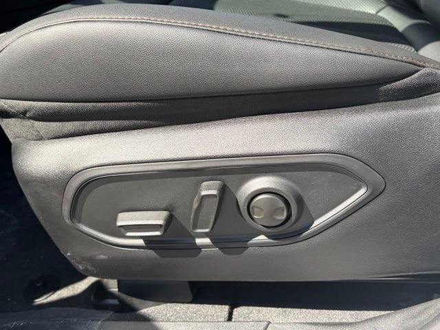 New 2026 Jeep Cherokee Overland AWD/4WD image 17