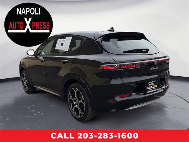 Used 2024 Alfa Romeo Tonale Ti image 5