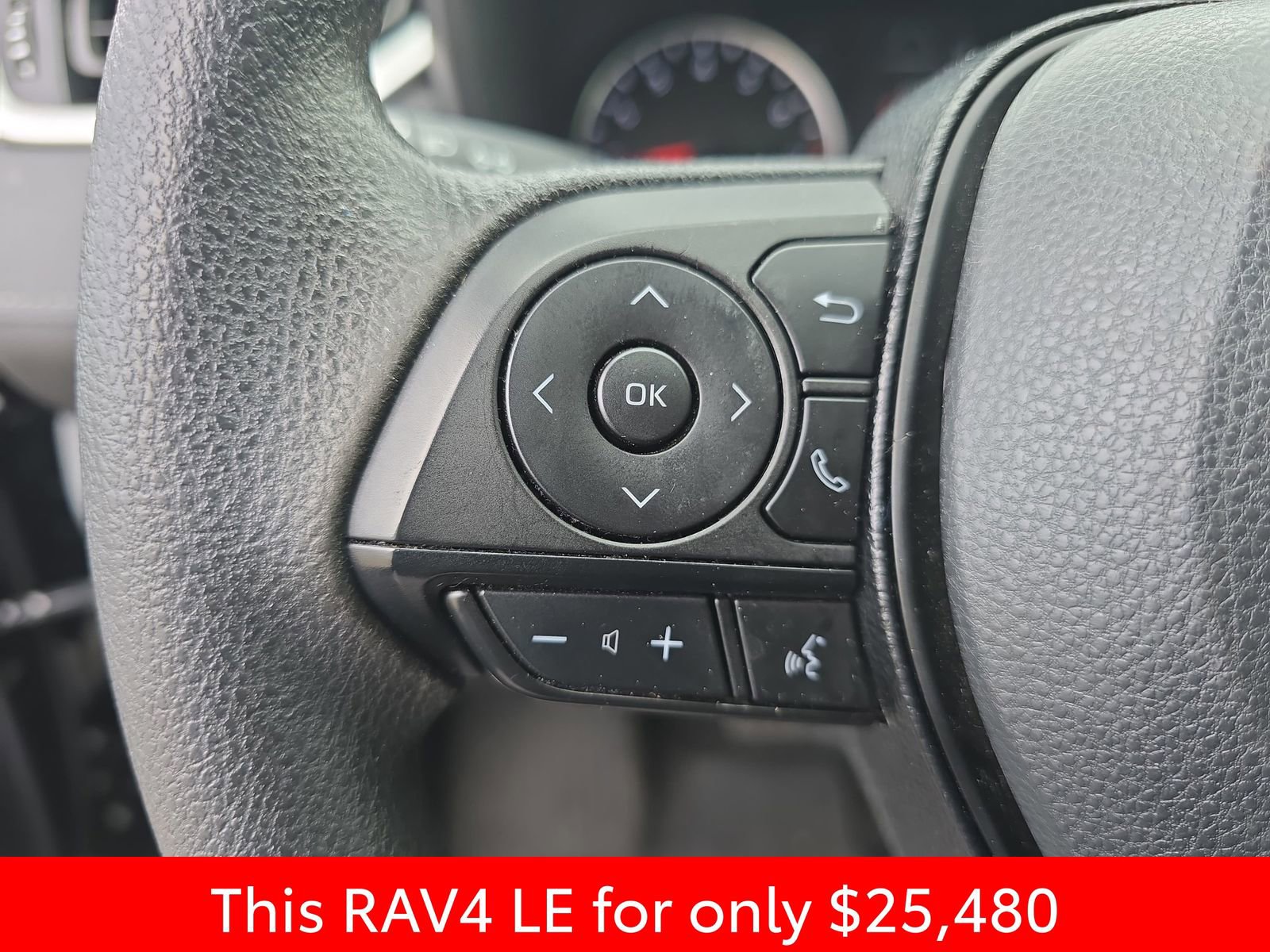 Used 2021 Toyota RAV4 LE image 22
