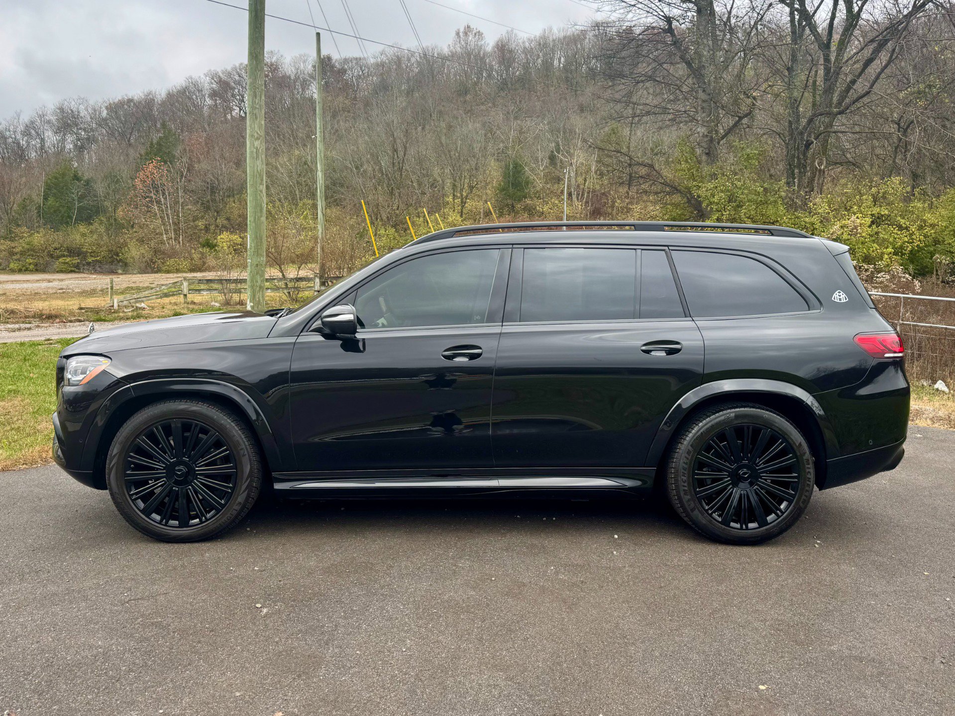 Used 2023 Mercedes-Benz Maybach GLS 600 4MATIC image 7