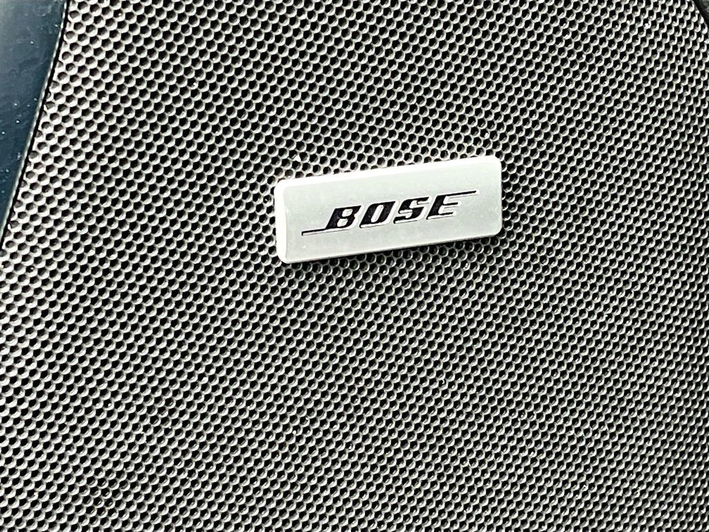 Used 2023 GMC Yukon SLT RWD image 13