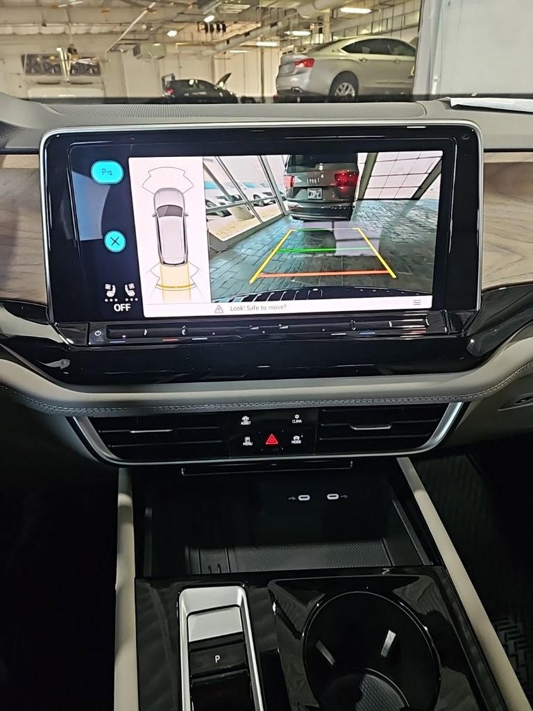 New 2026 Volkswagen Atlas SE image 35