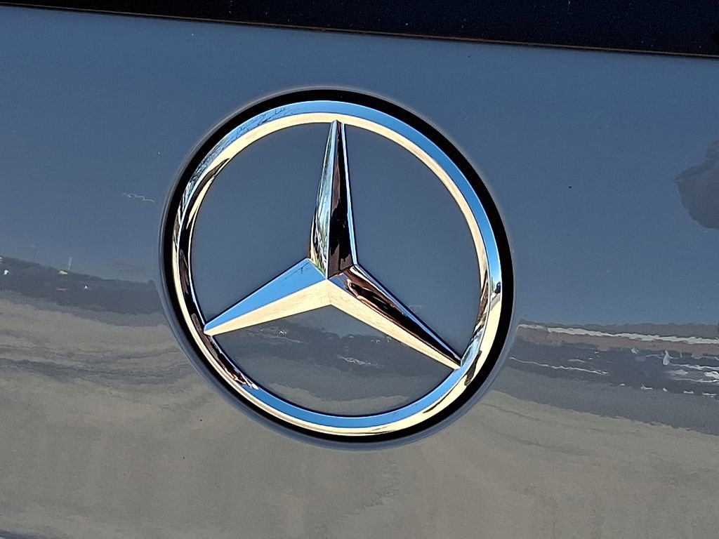 Used 2024 Mercedes-Benz CLE 300 4MATIC Coupe image 31