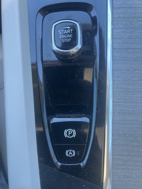 Used 2025 Volvo S60 B5 Plus w/ Climate Package image 17