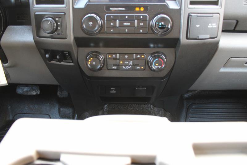 Used 2021 Ford F250 XL w/ Power Equipment Group AWD/4WD image 37