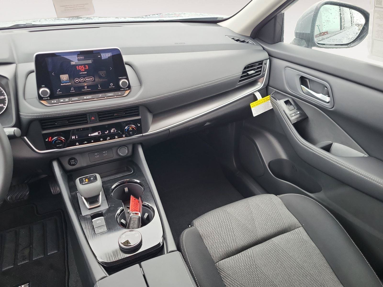 New 2026 Nissan Rogue SV w/ Cold Weather Package AWD/4WD image 12