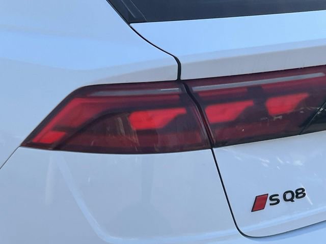 Used 2024 Audi SQ8 Prestige image 10