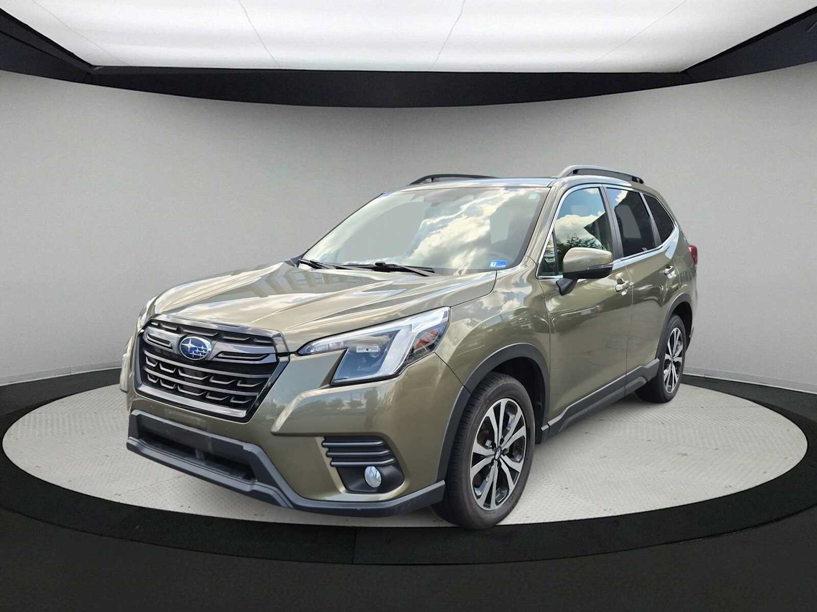 Used 2022 Subaru Forester Limited AWD/4WD image 4