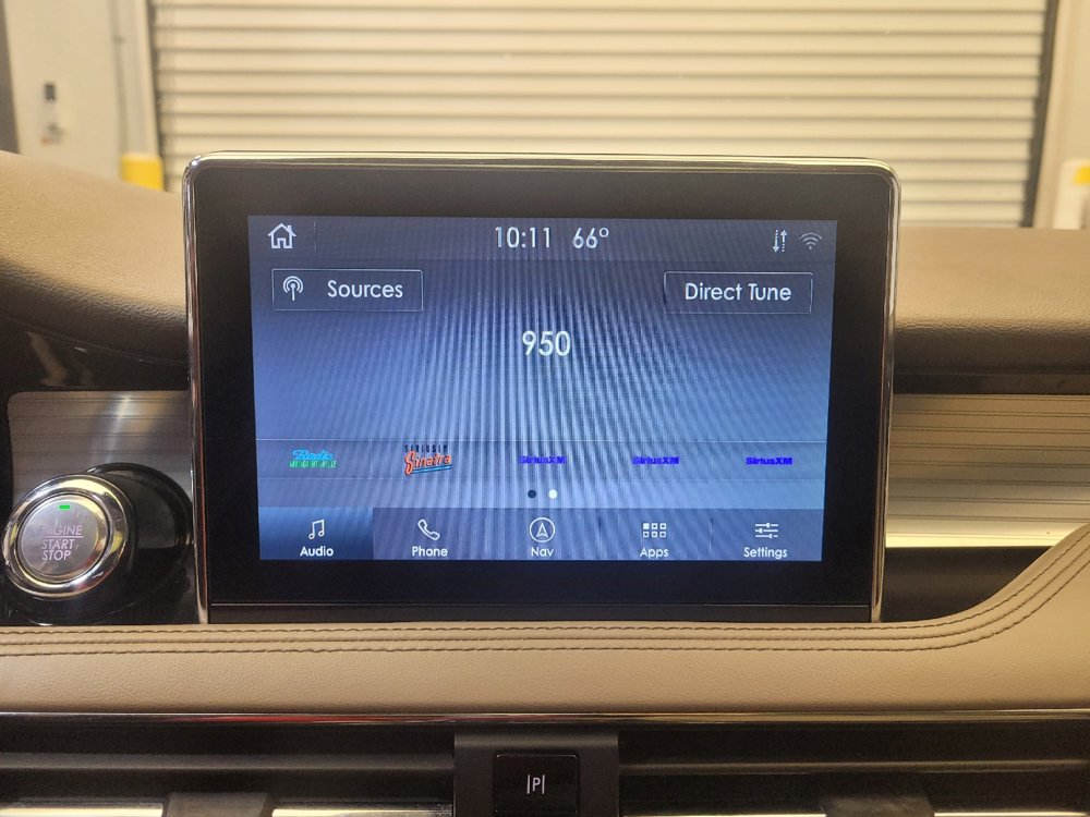 Used 2021 Lincoln Corsair AWD w/ Premium Package image 25