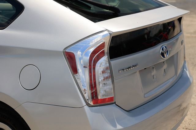 Used 2015 Toyota Prius Four image 32