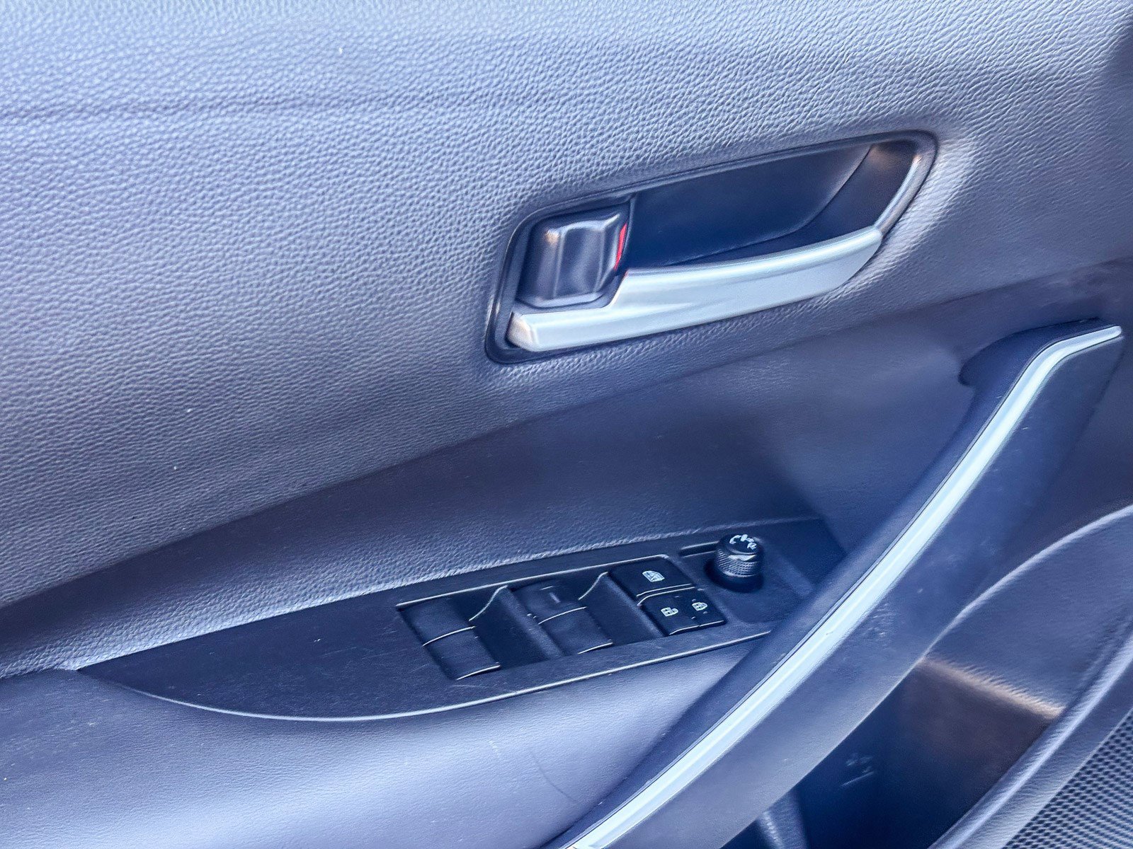 Used 2024 Toyota Corolla SE image 22