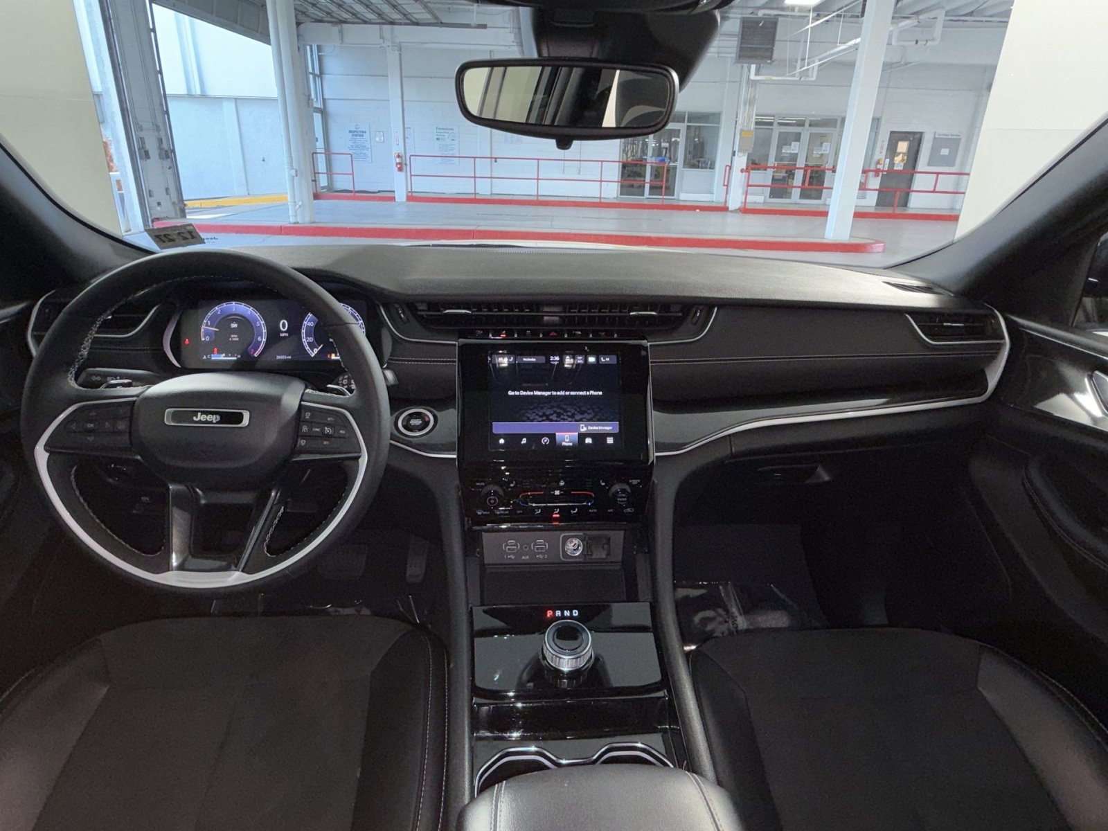 Used 2023 Jeep Grand Cherokee Altitude image 23