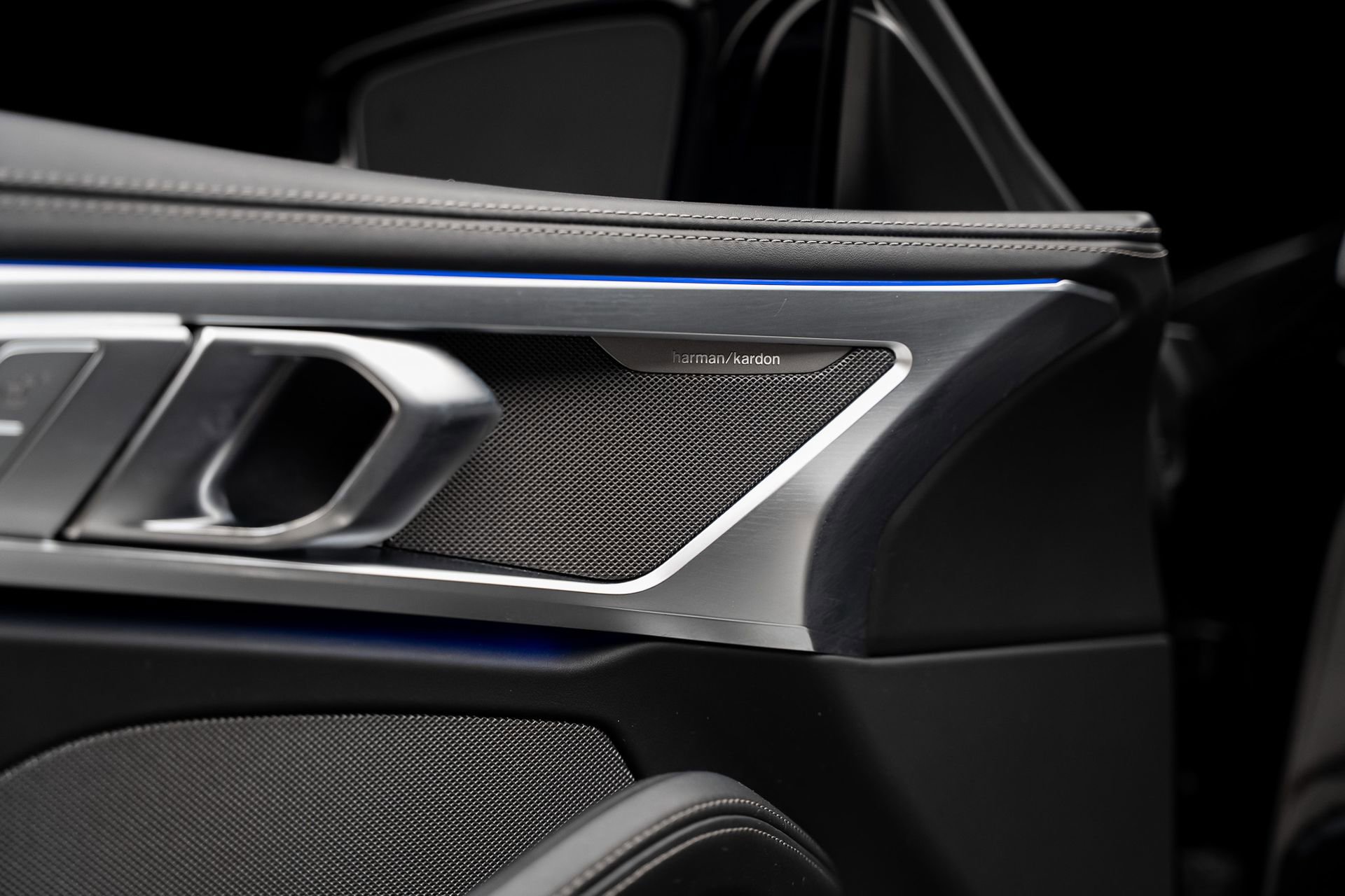 Used 2023 BMW M850i xDrive Convertible w/ M Sport Professional Package image 59