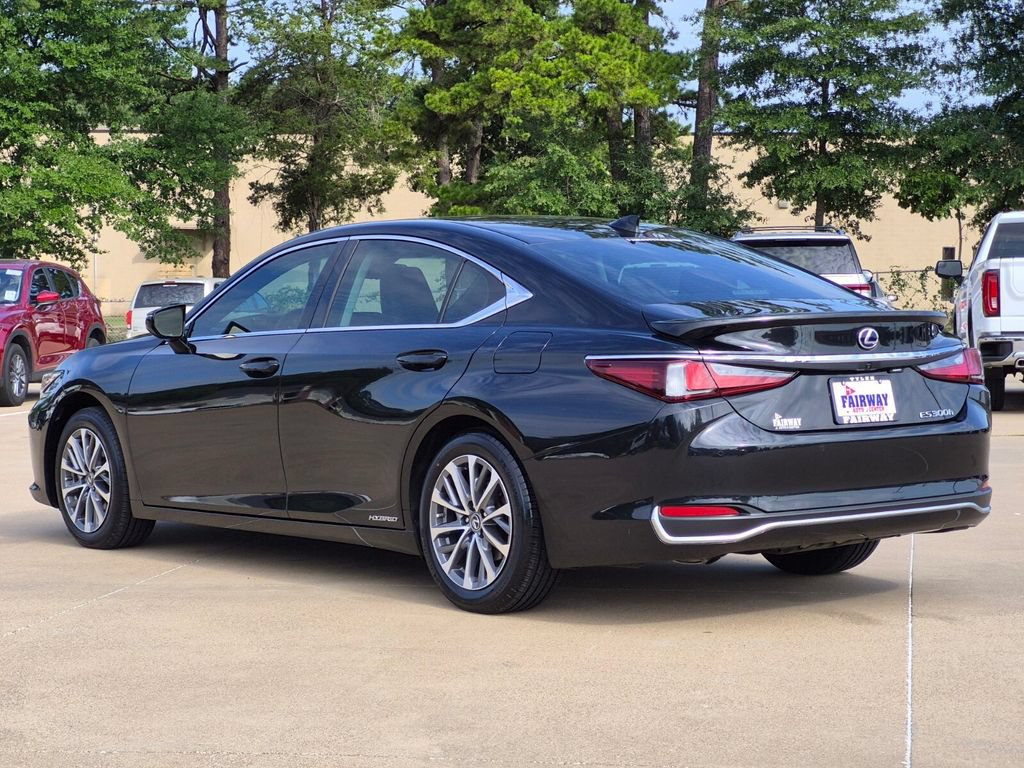 Used 2022 Lexus ES 300h w/ Premium Package FWD image 4