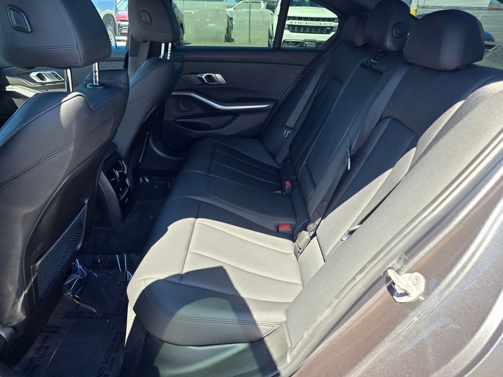 Used 2021 BMW 330e w/ Convenience Package RWD image 15