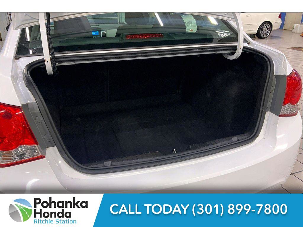 Used 2014 Chevrolet Cruze LS image 25