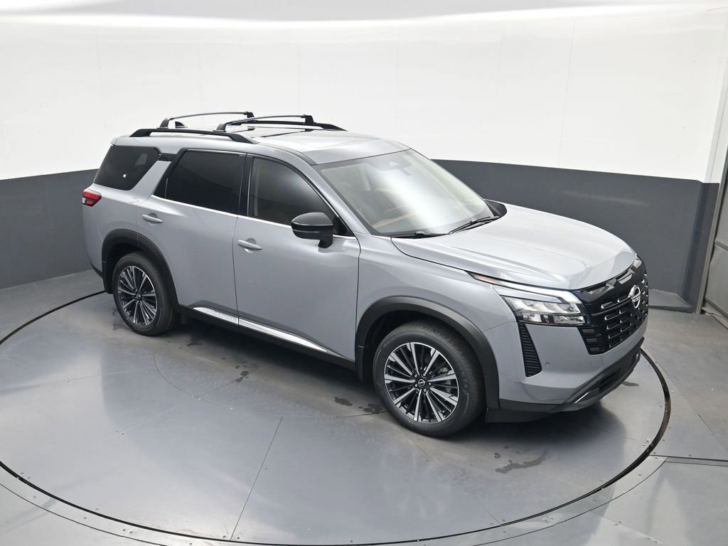 New 2026 Nissan Pathfinder Platinum image 13