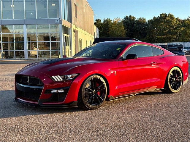 Used 2020 Ford Mustang Shelby GT500 w/ Technology Package image 4