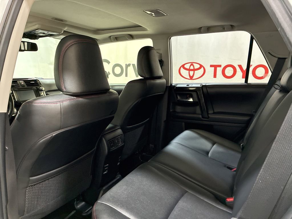 Used 2019 Toyota 4Runner TRD Off-Road Premium AWD/4WD image 16