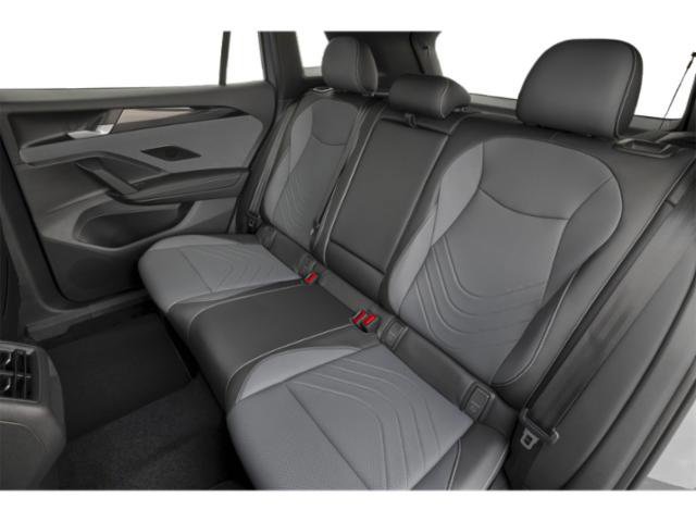 Used 2025 Volkswagen Tiguan SE R-Line image 15