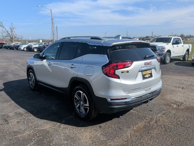Used 2021 GMC Terrain SLT w/ Infotainment Package II image 3
