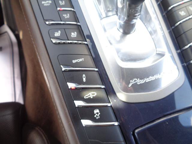 Used 2015 Porsche Panamera 4S Executive image 29