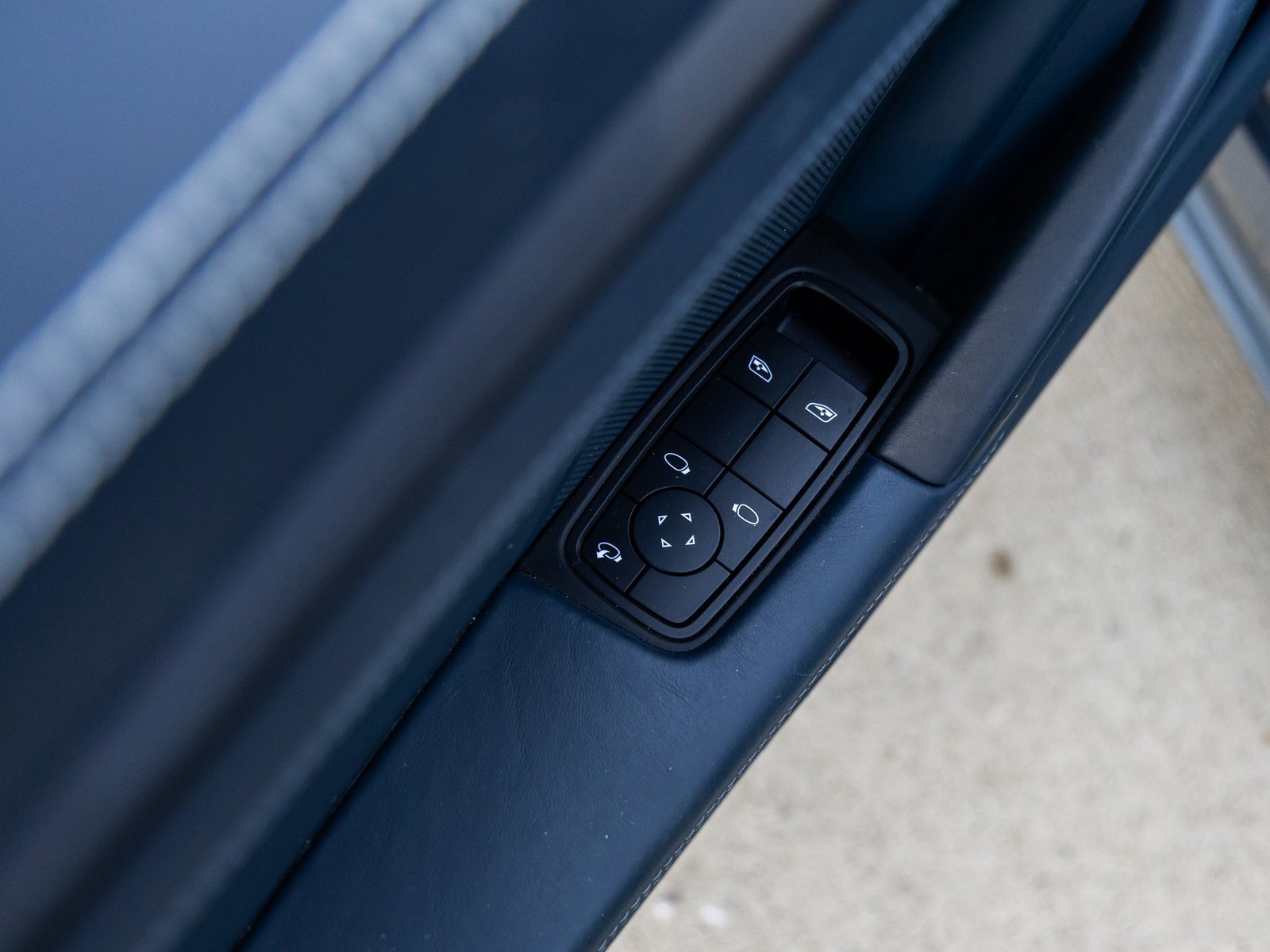 Certified 2025 Porsche 911 Targa 4 GTS image 23