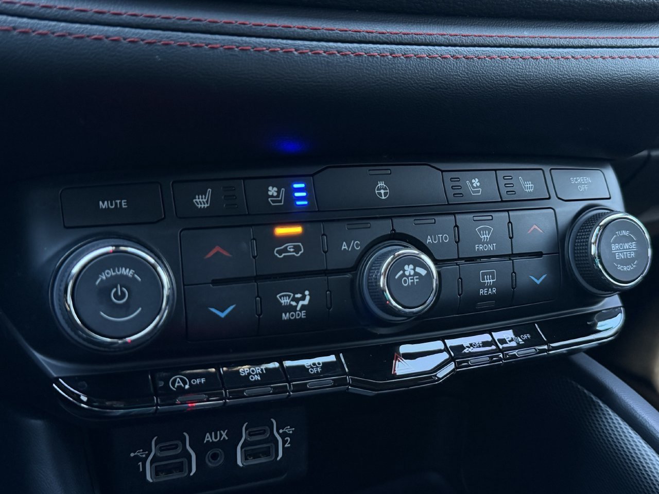 Used 2023 Dodge Durango GT AWD/4WD image 19