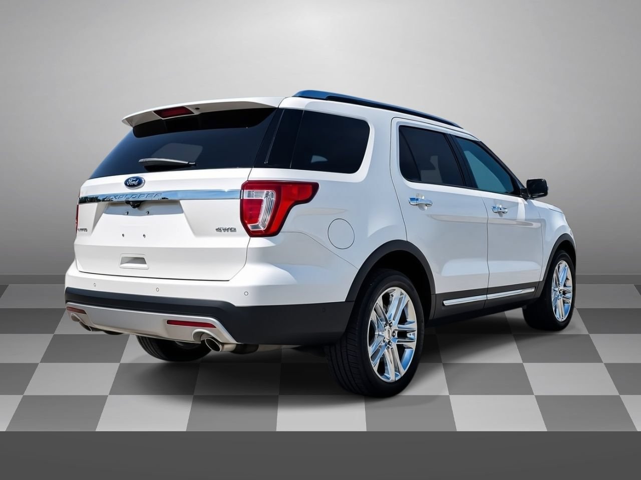 Used 2017 Ford Explorer Limited w/ Equipment Group 301A AWD/4WD image 6