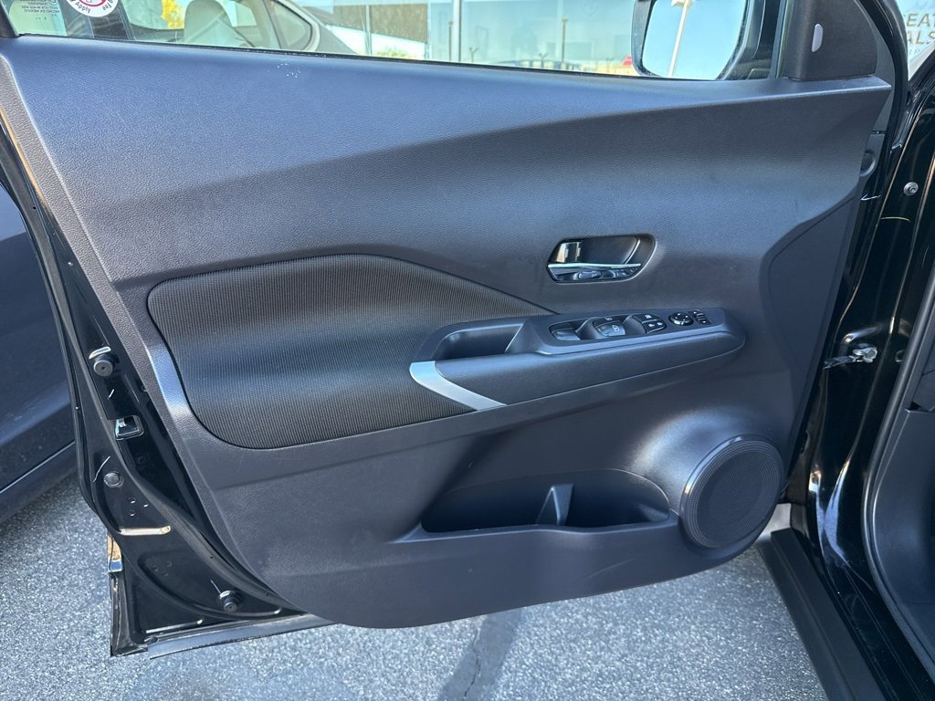 Used 2024 Nissan Kicks SV image 27